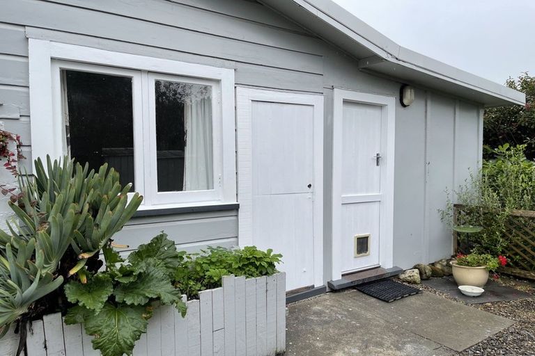 Photo of property in 8a Shanly Street, Waipawa, 4210