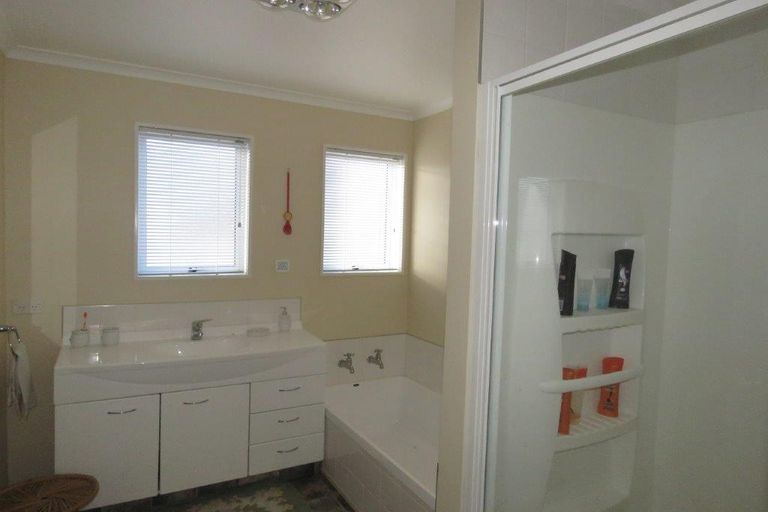 Photo of property in 93 Gimblett Street, Waikiwi, Invercargill, 9810
