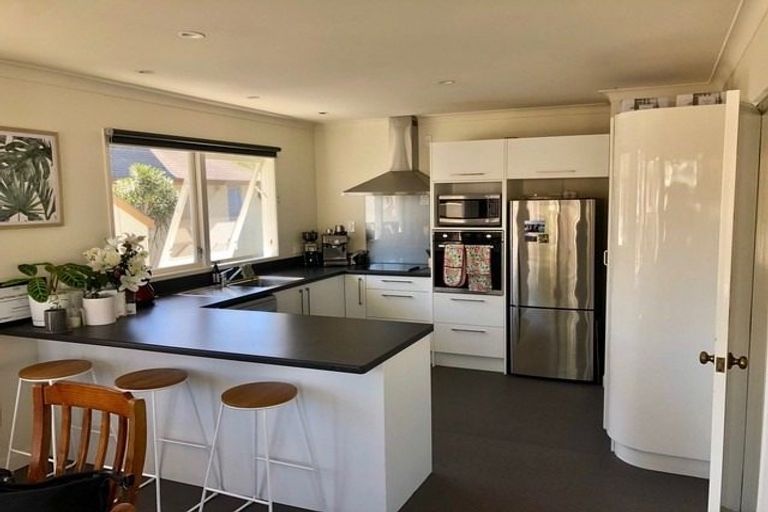 Photo of property in 8 Commons Avenue, Mount Maunganui, 3116