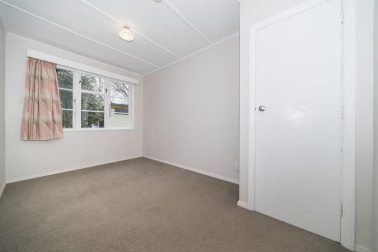 Photo of property in 33 Moheke Avenue, Roslyn, Palmerston North, 4414