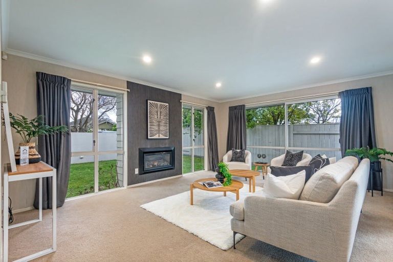 Photo of property in 58 Karina Terrace, Roslyn, Palmerston North, 4414