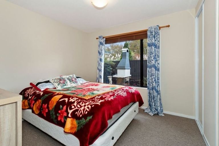 Photo of property in 4b Murfitt Place, Sockburn, Christchurch, 8042