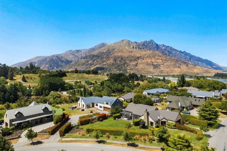 Photo of property in 2 Wellswood Way, Lower Shotover, Queenstown, 9371