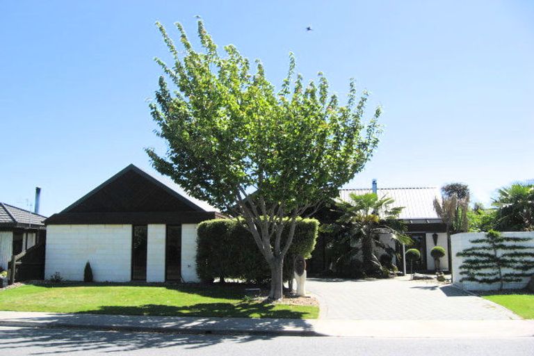 Photo of property in 12 Fairweather Crescent, Kaiapoi, 7630