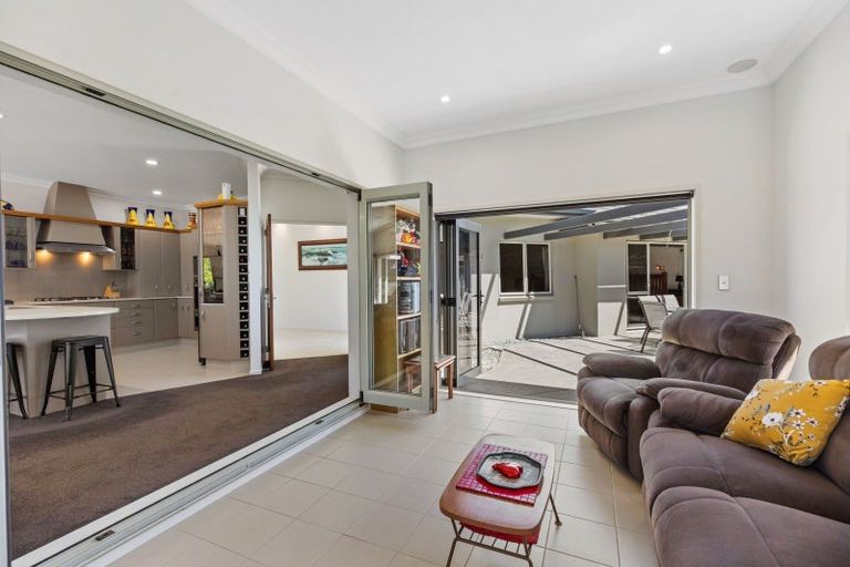 Photo of property in 2 Santa Cruz Drive, Papamoa Beach, Papamoa, 3118
