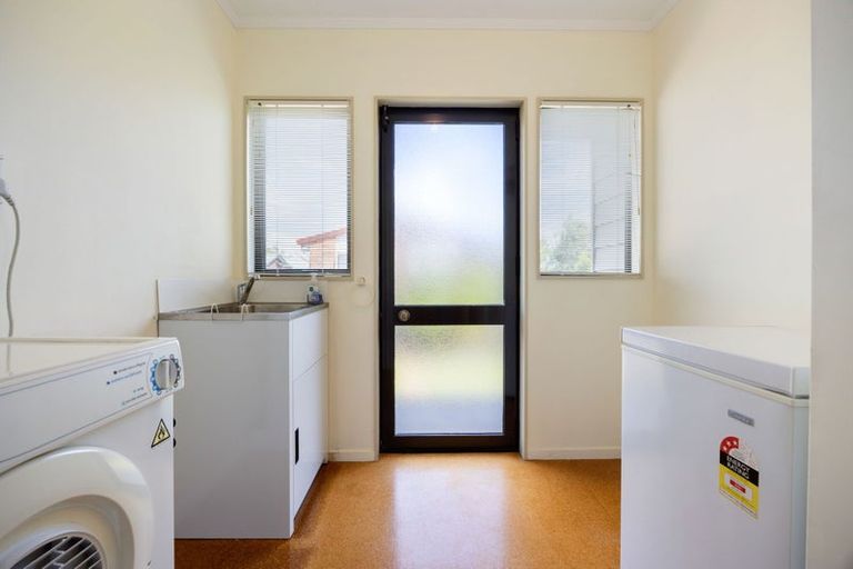 Photo of property in 8 Rimmington Drive, Hamilton Lake, Hamilton, 3204