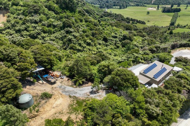 Photo of property in 180 Totaranui Road, Wainui Bay, Takaka, 7183