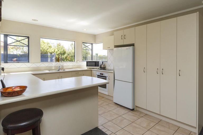Photo of property in 37 Madison Avenue, Milson, Palmerston North, 4414
