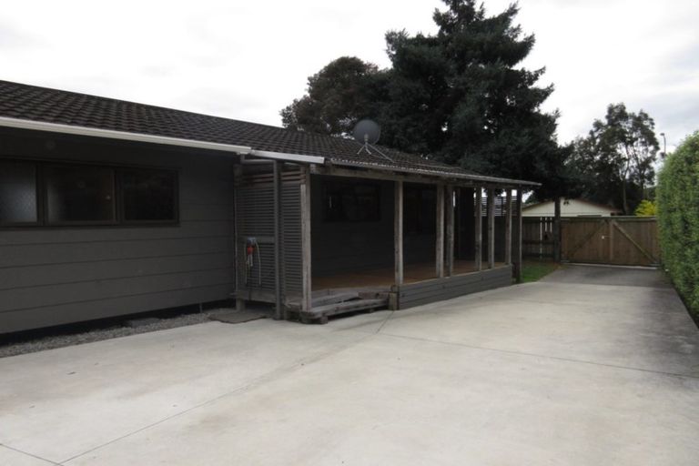 Photo of property in 4 Poneke Drive, Waikanae, 5036