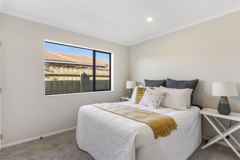 Photo of property in 27 Donegal Park Drive, Flat Bush, Auckland, 2019