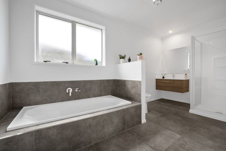 Photo of property in 30 Flack Street, Pyes Pa, Tauranga, 3112