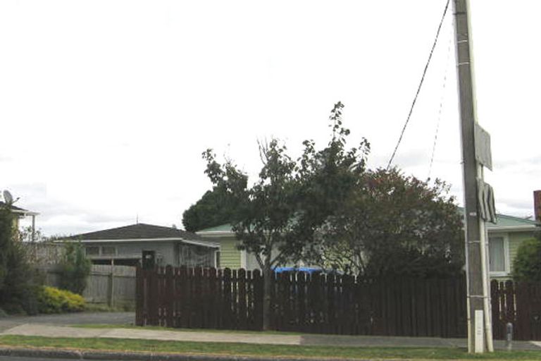 Photo of property in 146 Birkdale Road, Birkdale, Auckland, 0626
