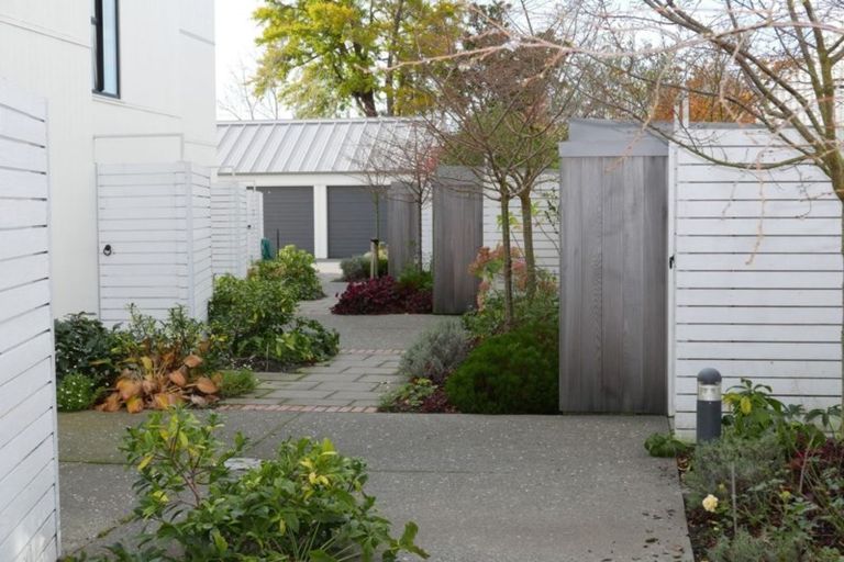 Photo of property in 10 Park Terrace, Christchurch Central, Christchurch, 8013