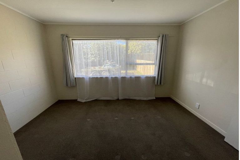 Photo of property in 3 Quo Vadis Place, Red Beach, 0932