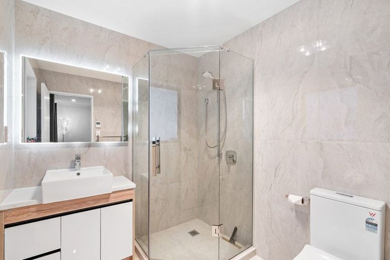 Photo of property in 25 Lime Hill Rise, Flat Bush, Auckland, 2019