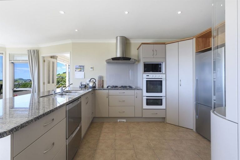 Photo of property in 109r Waikite Road, Welcome Bay, Tauranga, 3175
