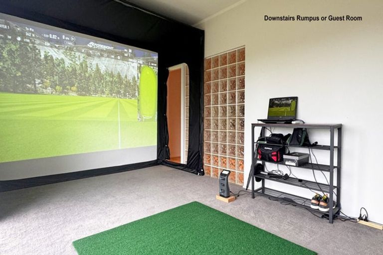 Photo of property in 15 Harper Street, Chatswood, Auckland, 0626