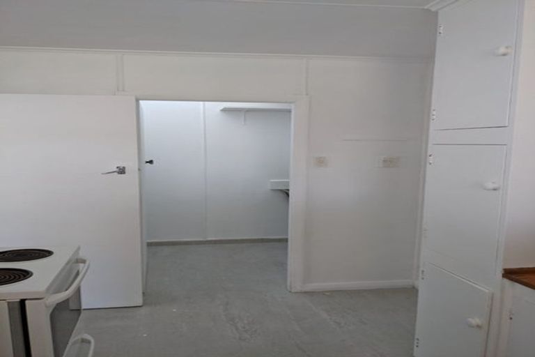 Photo of property in 9 Temuera Street, Otaki, 5512