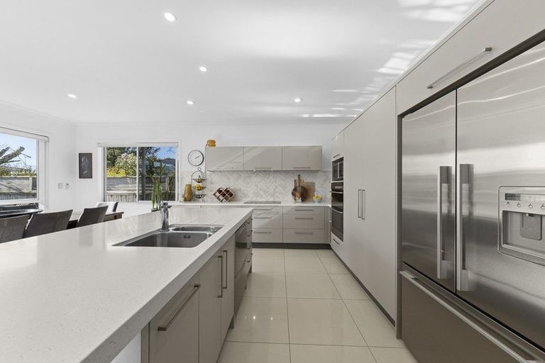 Photo of property in 59 Gilbert Street, New Plymouth, 4310