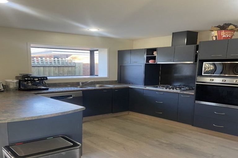 Photo of property in 61 Parade Court, Addington, Christchurch, 8024