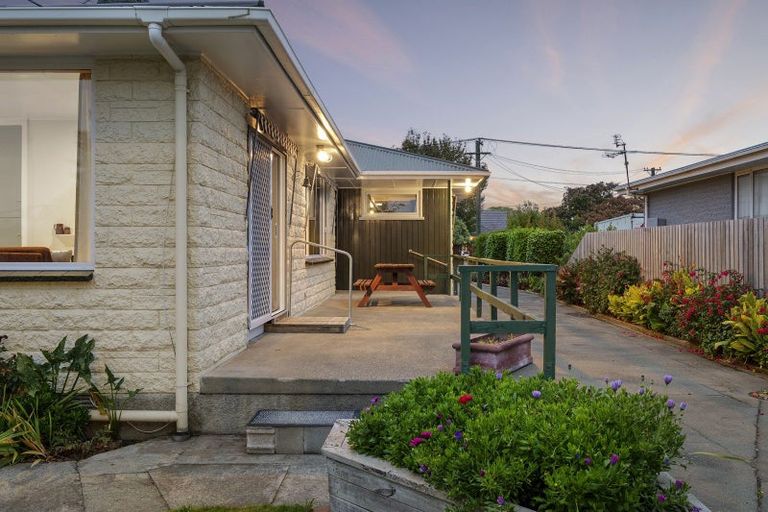 Photo of property in 108 Isleworth Road, Bishopdale, Christchurch, 8053