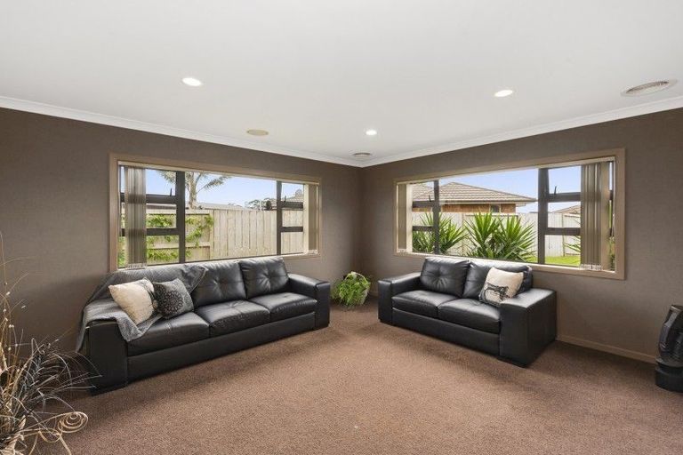 Photo of property in 4 Tarrango Way, Rototuna, Hamilton, 3210