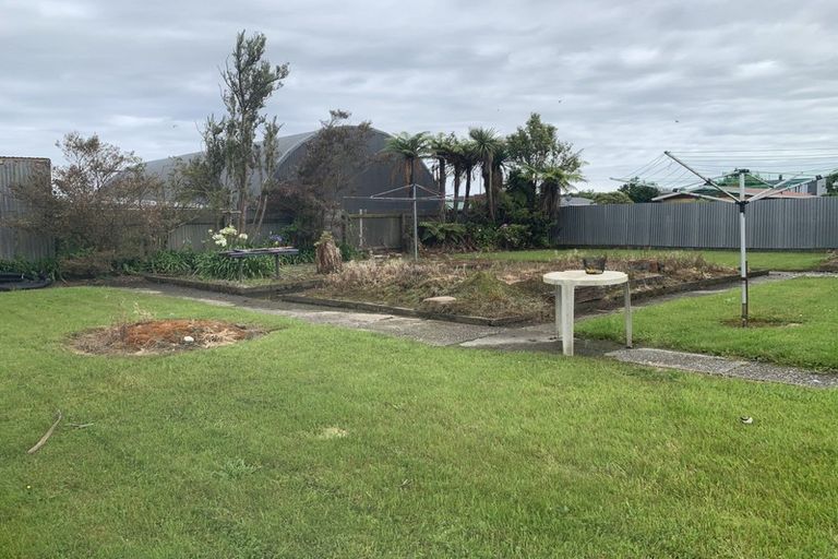 Photo of property in 51 Livingstone Street, Hokitika, 7810