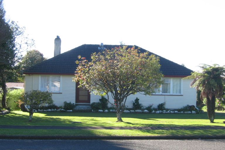 Photo of property in 4 Charles Street, Tokoroa, 3420