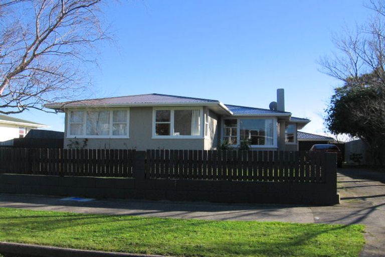 Photo of property in 53 Holdsworth Avenue, Milson, Palmerston North, 4414