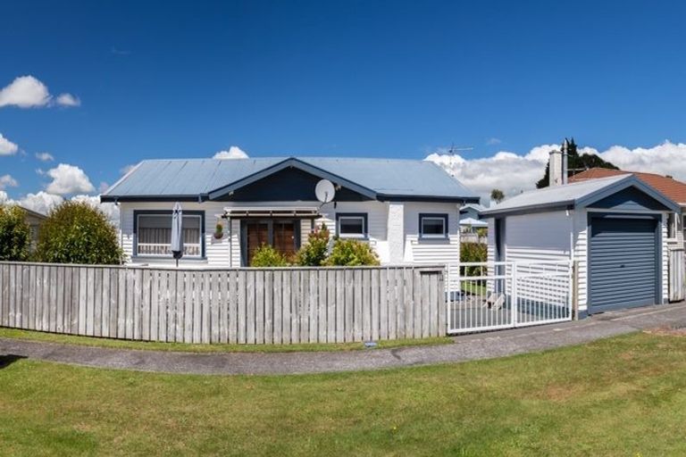 Photo of property in 11 Seyton Street, Stratford, 4332