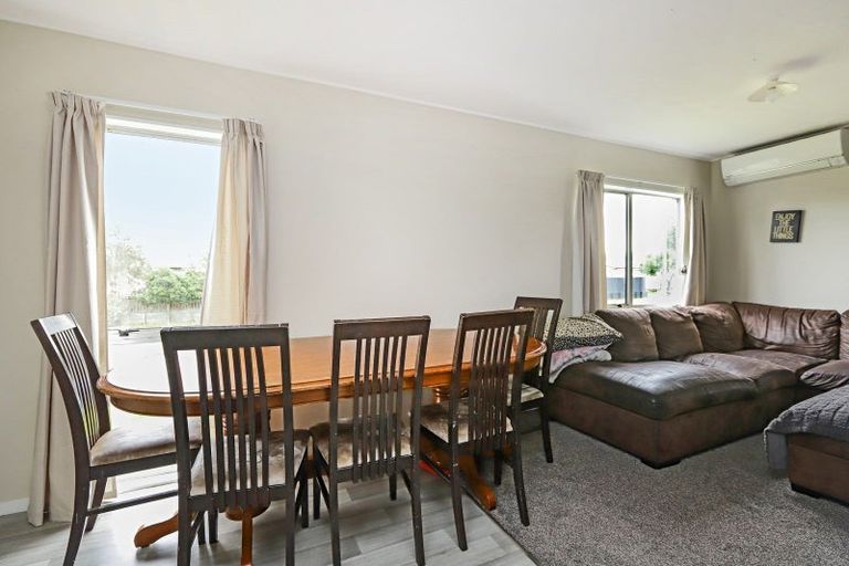 Photo of property in 2 Kilkee Terrace, Flaxmere, Hastings, 4120