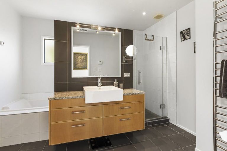 Photo of property in 10 Mccrystal Avenue, Bucklands Beach, Auckland, 2012