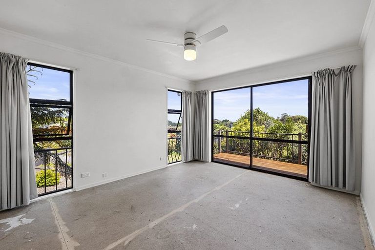 Photo of property in 18 Norwich Avenue, Spotswood, New Plymouth, 4310