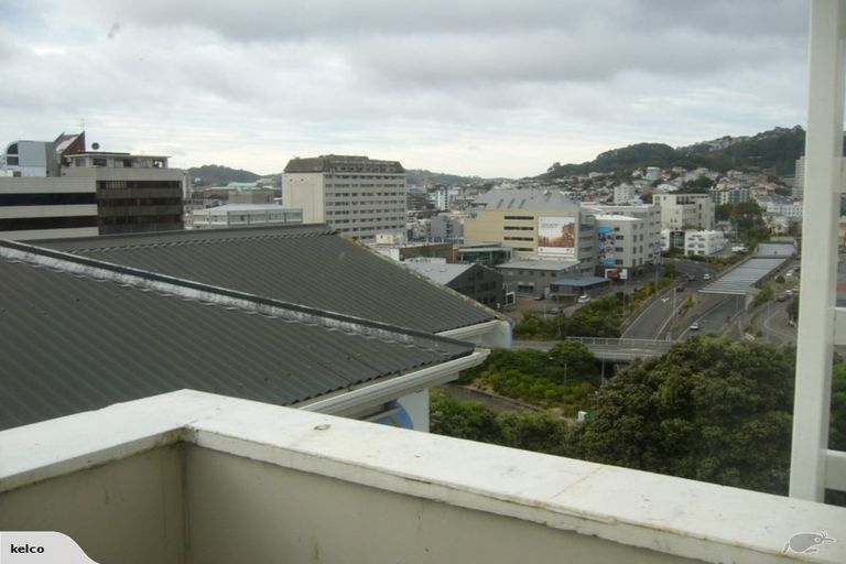 Photo of property in 26 Macdonald Crescent, Te Aro, Wellington, 6011