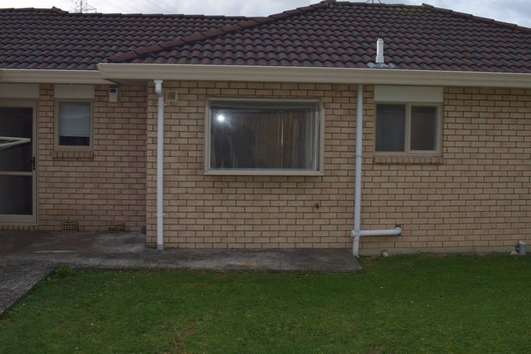 Photo of property in 27 Carrick Glen Avenue, Flat Bush, Auckland, 2019