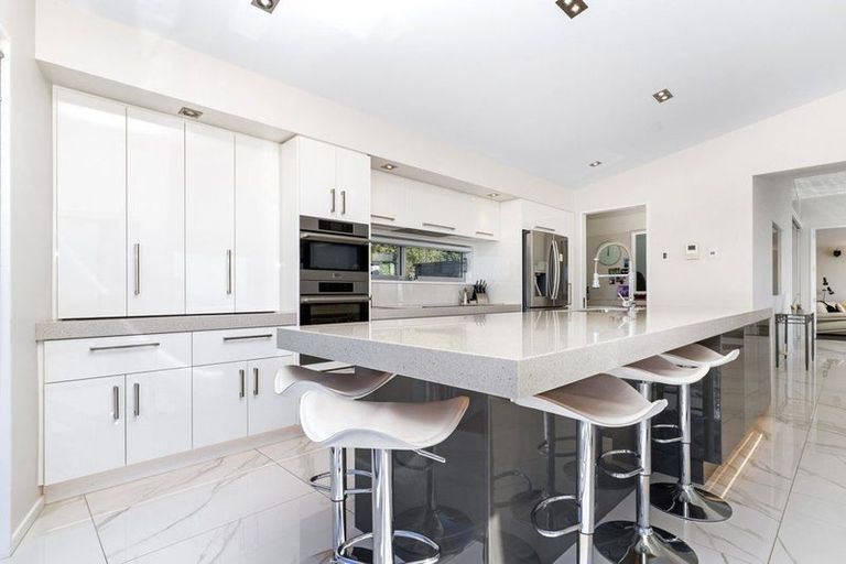 Photo of property in 1 Ti Kouka Eco Lane, Redcliffs, Christchurch, 8081