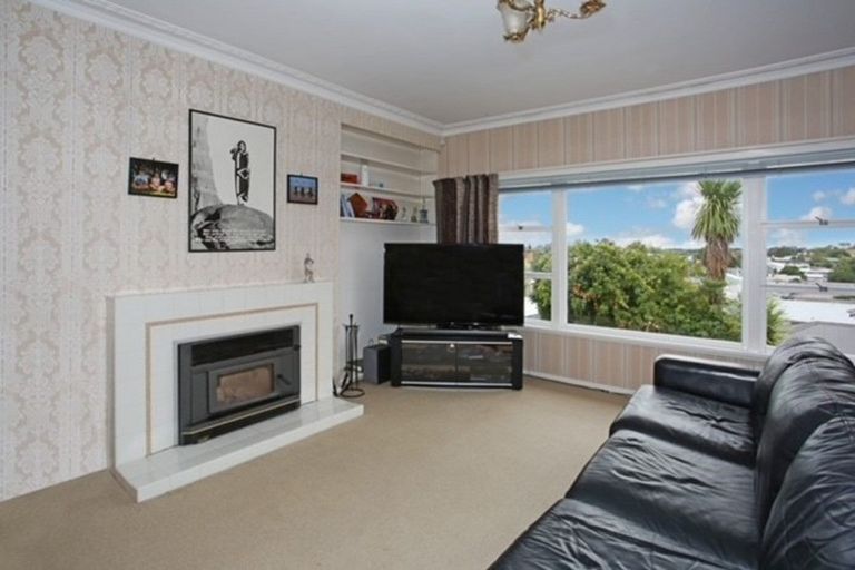 Photo of property in 1a Prospect Terrace, Pukekohe, 2120