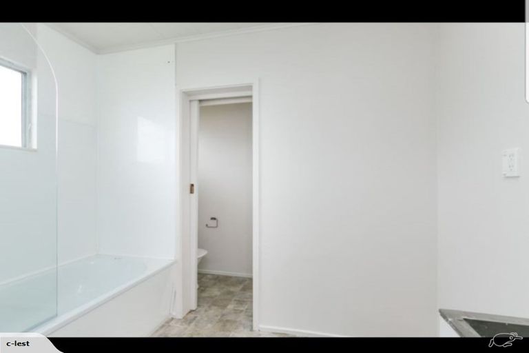 Photo of property in 8/43a Merton Street, Trentham, Upper Hutt, 5018