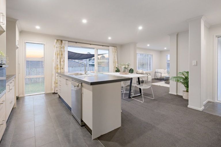 Photo of property in 121 Condor Drive, Pyes Pa, Tauranga, 3112