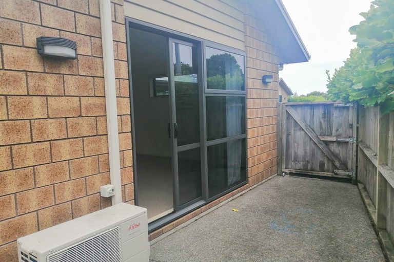 Photo of property in 102u1 Old Farm Road, Hamilton East, Hamilton, 3216