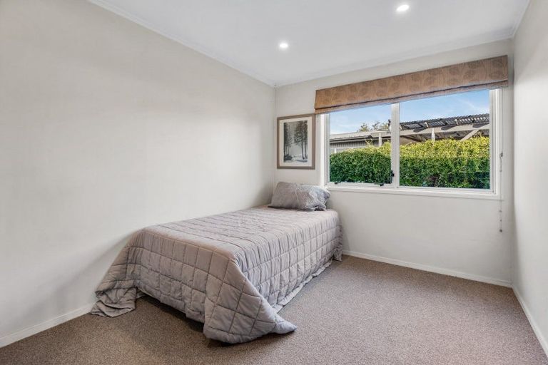 Photo of property in 11 Holyrood Street, Taradale, Napier, 4112