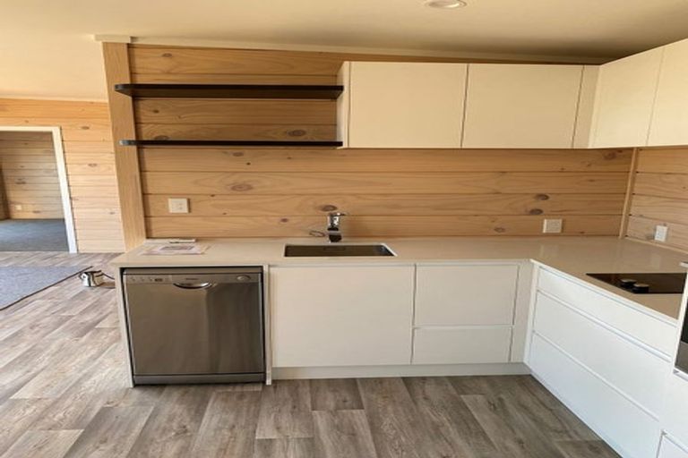 Photo of property in 12 Dallinghoe Crescent, Milford, Auckland, 0620