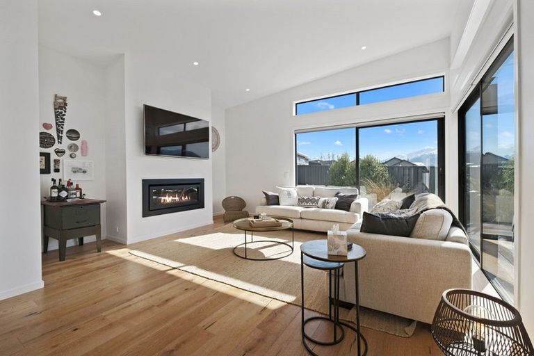 Photo of property in 86 Infinity Drive, Wanaka, 9305