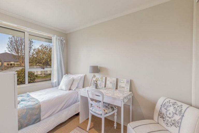 Photo of property in 113a Merrin Street, Avonhead, Christchurch, 8042