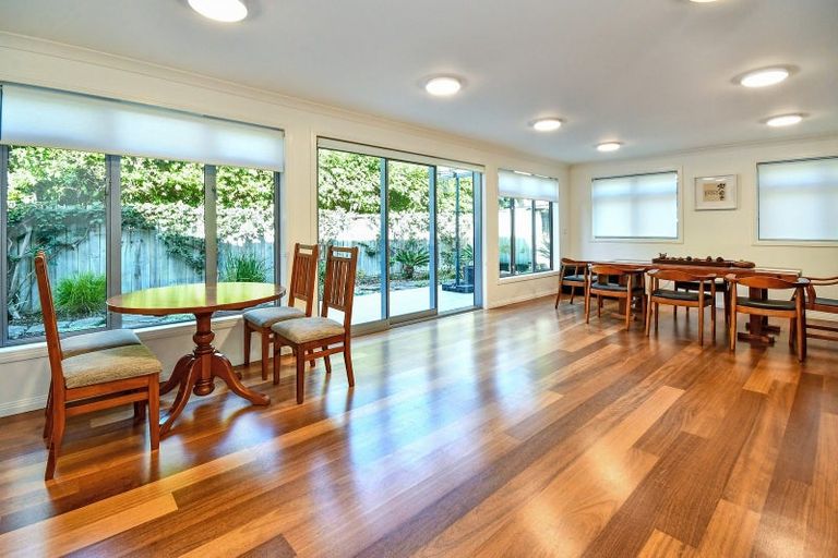 Photo of property in 11 Swindon Close, Mellons Bay, Auckland, 2014