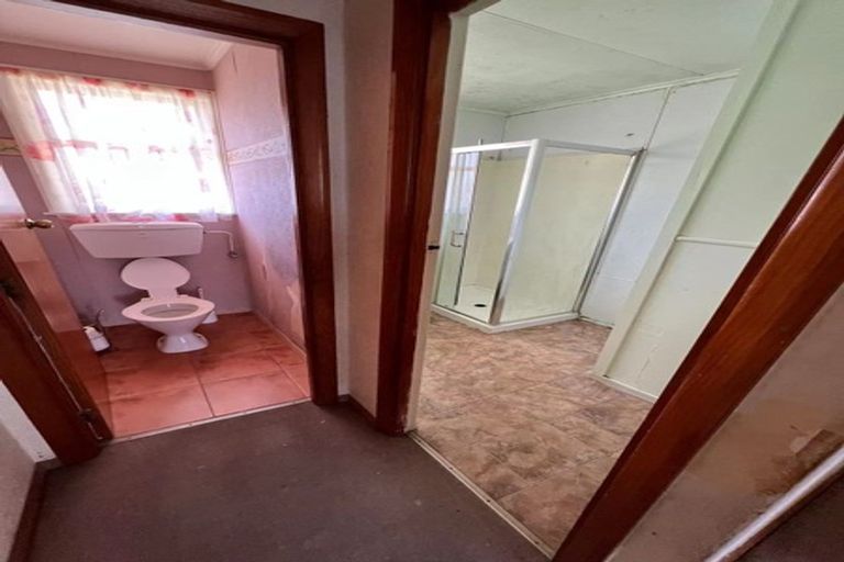 Photo of property in 15 Mayflower Close, Mangere East, Auckland, 2024