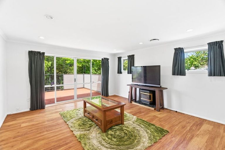 Photo of property in 8 Nyoli Street, Northcote, Christchurch, 8052