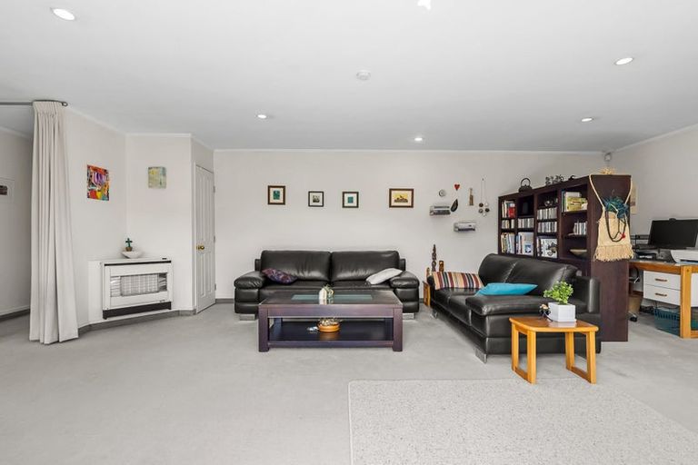 Photo of property in 17 Mere Road, Taupo, 3330