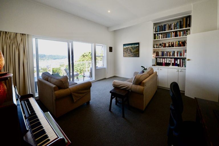Photo of property in 34 Rawhiti Terrace, Kelburn, Wellington, 6012