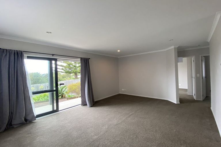 Photo of property in 10 Stredwick Drive, Torbay, Auckland, 0630